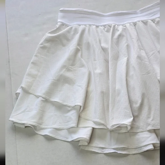 Lululemon Court Rival Skirt - Picture 5 of 16